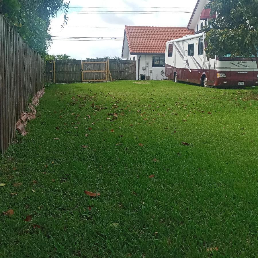 Remodeled And Comfortable Rv - Free Parking Miami Exterior foto
